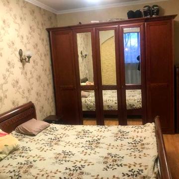 Академіка Глушкова просп., 12