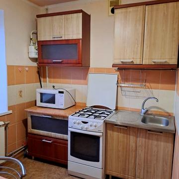 Лихвинська Стінка вул. (Гамалія), 17