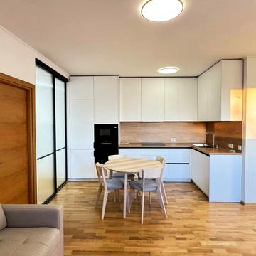 Петра Дорошенка вул. (Фурманова), 8