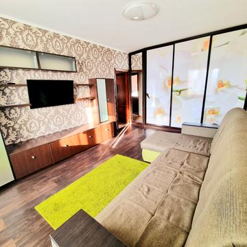 Озерна вул., 4