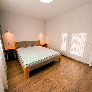 Антоновича вул. (Горького), 124/128