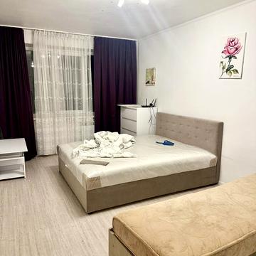 Левка Лукяненка вул. (Маршала Тимошенка), 13