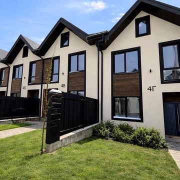 Левка Лукяненка вул. (Жовтнева)