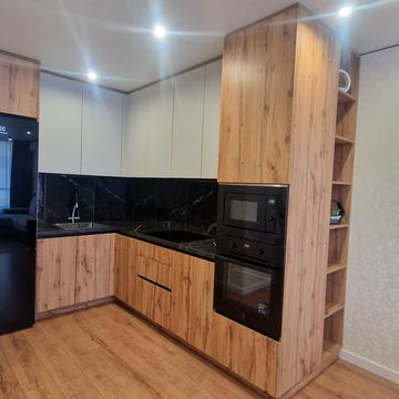 Родини Крістерів вул., 16