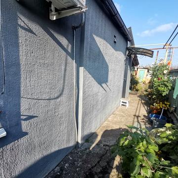 Естонська вул., 11