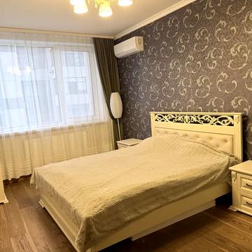 Європейського Союзу просп. (Правди), 41-А