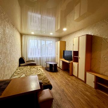 Добровольців пров., 10