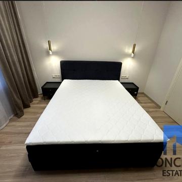 Сергія Єфремова вул. (Ворошилова), 1