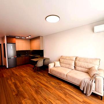 Всеволода Змієнка вул., 15/23