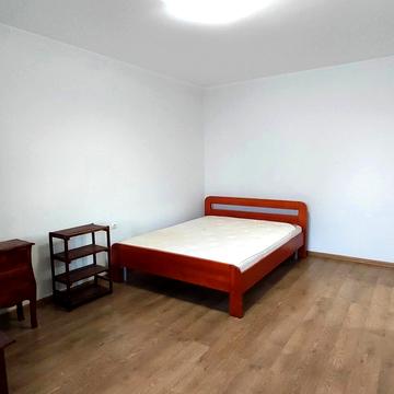 Федора Ернста вул., 6