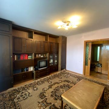 Степана Бандери просп., 92