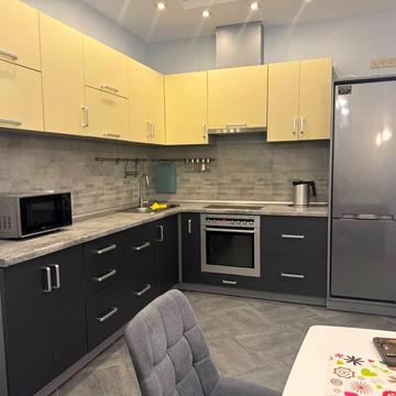 Камянська вул. (Дніпродзержинська), 128