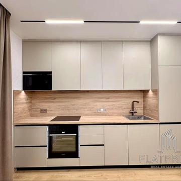 Олександра Олеся вул., 5