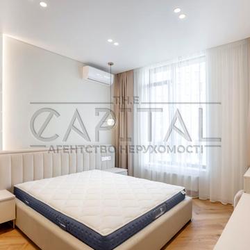 Василя Тютюнника вул. (Анрі Барбюса), 43