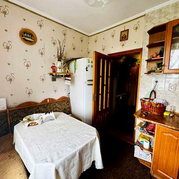 Незалежності пров., 3