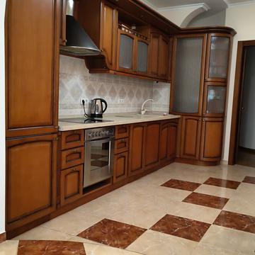 Володимира Івасюка просп. (Героїв Сталінграду), 8