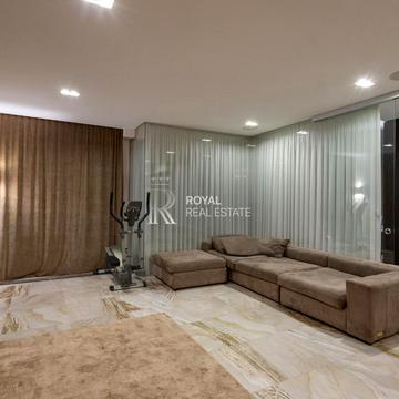 Андрія Верхогляда вул. (Михайла Драгомирова), 11