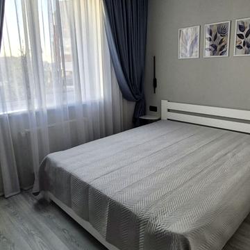 Боголюбова вул., 33