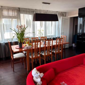 Кропивницького вул., 10