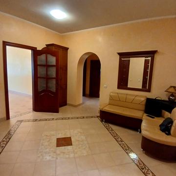 Військова вул., 2