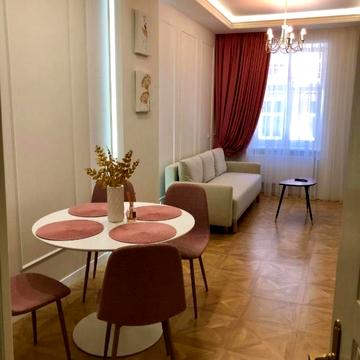 Староєврейська вул., 22