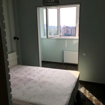 Михайла Донця вул., 2-Б