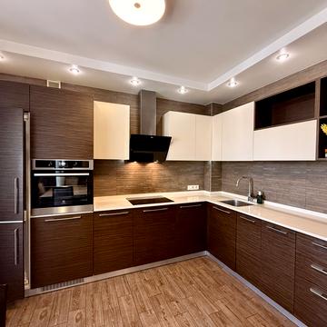 Дарницька вул., 19