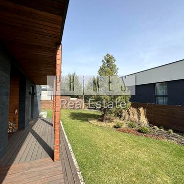 Лісова вул.