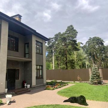 Садова вул., 7-Б