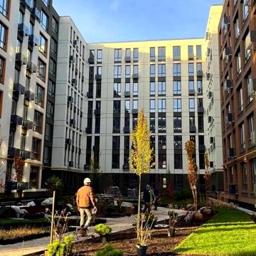 Героїв Майдану вул., (Будинок 6)