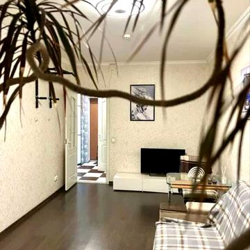 Наталії Ужвій вул., 12