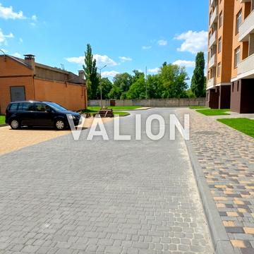 Бориспільська вул., 19