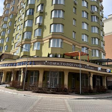 Зелена вул., 5