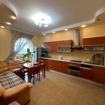 Йорданська вул. (Лайоша Гавро), 9-К