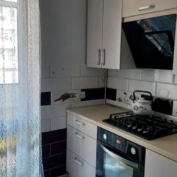 Джерельна вул., 47