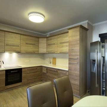 Деміївська вул., 13