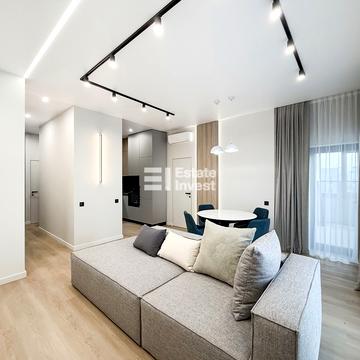 Професора Отамановського вул., (Будинок)