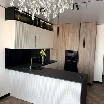 Торговиця вул., (Будинок)