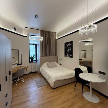 Стрийська вул., 20