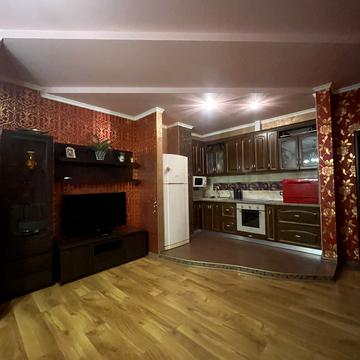 Олімпійська вул., 10б