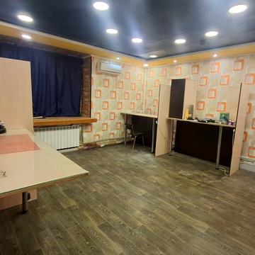 Незалежності просп. (Правди), 7 (п1-п9)