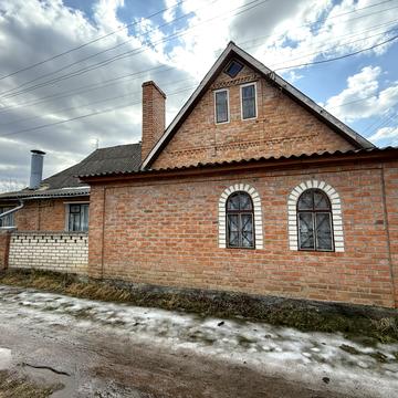 Нагірна вул., 68