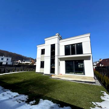 Галицька вул., 1