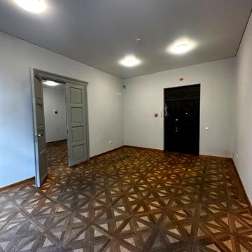 Незалежності вул., 11