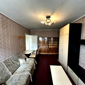 Червоний камінь вул., 4