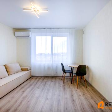 Героїв Небесної Сотні просп., (Будинок 20/10)