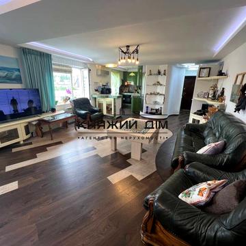 Голосіївський просп. (40-річчя Жовтня), 110