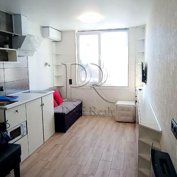 Олега Мудрака вул. (Генерала Наумова), 1-Б