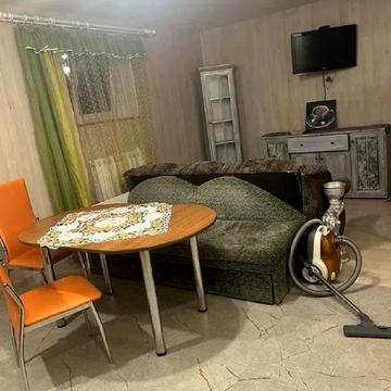 Героїв Крут вул., 14