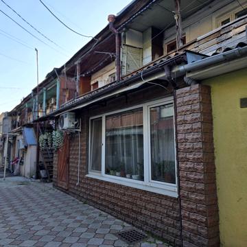 Розкидайлівська вул., 41